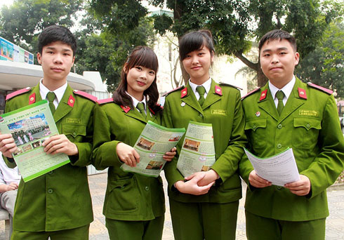 Một số lưu ý khi đăng ký tuyển sinh vào các trường khối Công an nhân dân năm 2013